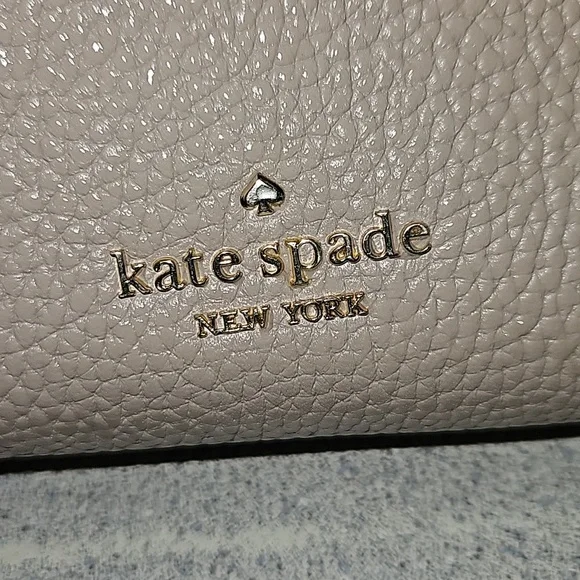 KATE SPADE POCKET BOOK - Picture 2 of 14